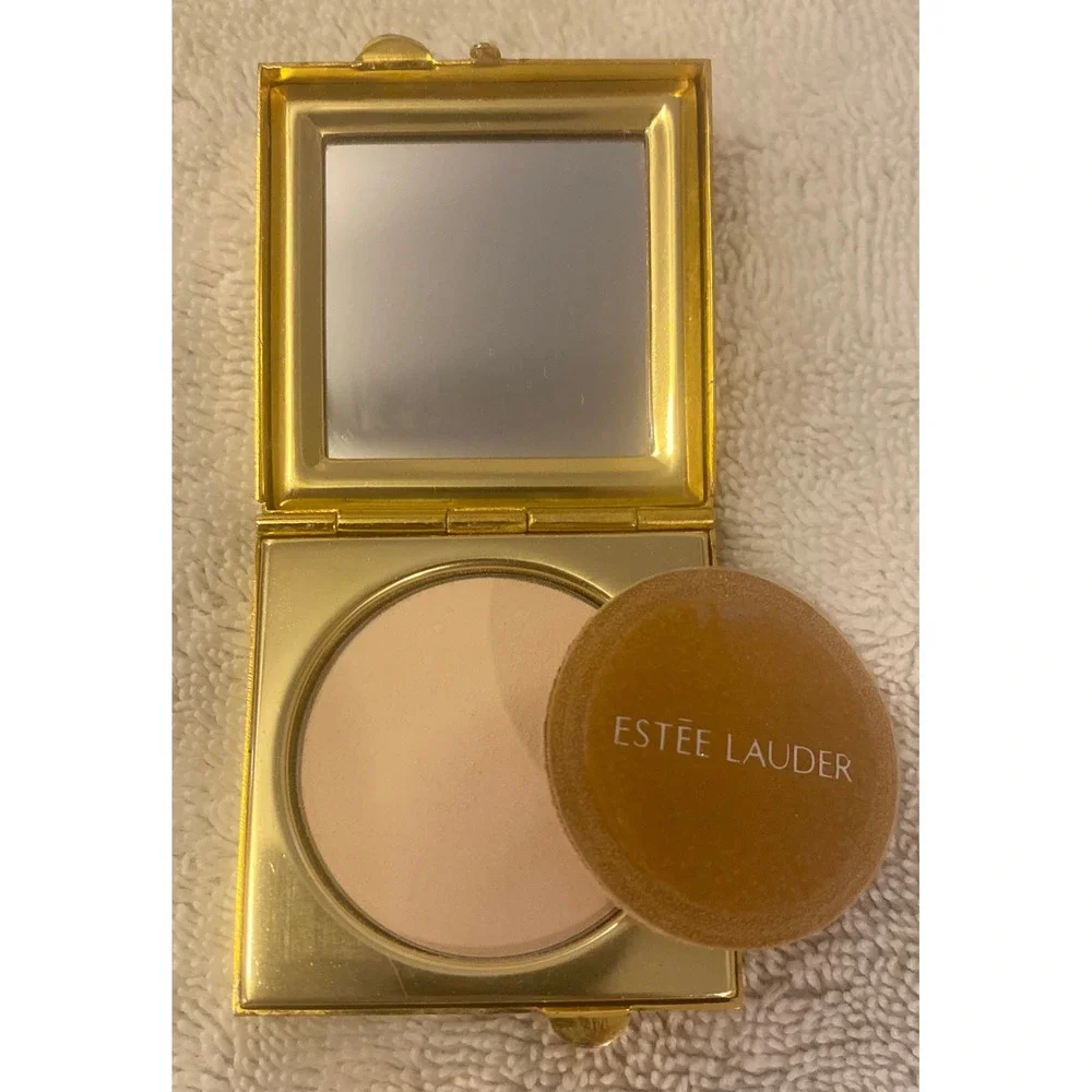 Estee Lauder Lucidity‎ Translucent Pressed Powder Gold Square Compact